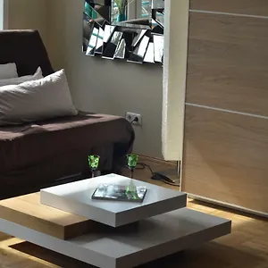 https://all-in-one.find-berlin-hotels.com