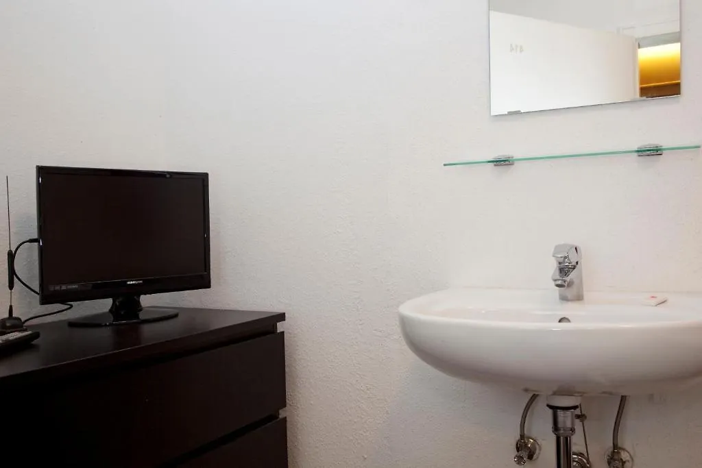 Hotel Mons Am Goetheplatz Munich 2*,  Germany