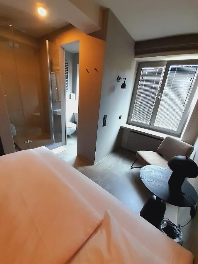 Hotel Mons Am Goetheplatz Munich Germany