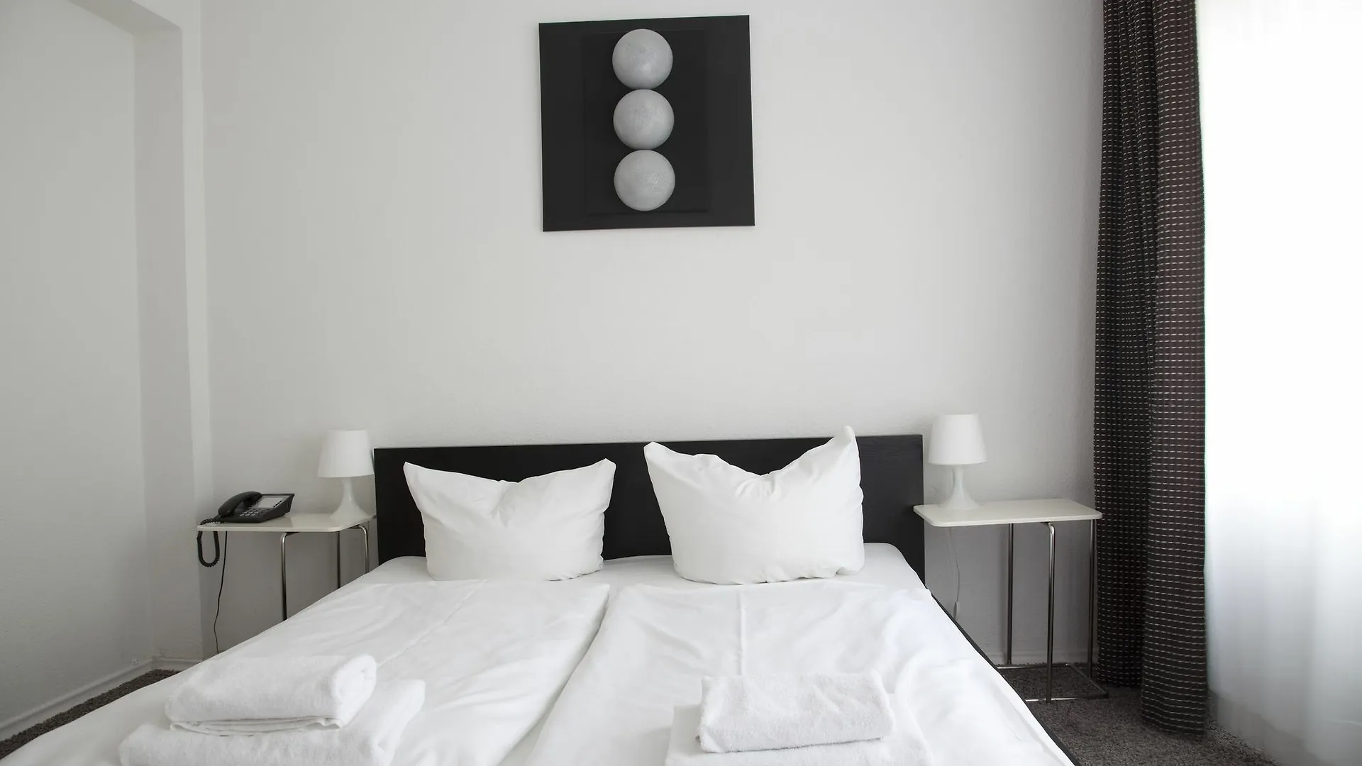 **  Hotel Mons Am Goetheplatz Munich Germany
